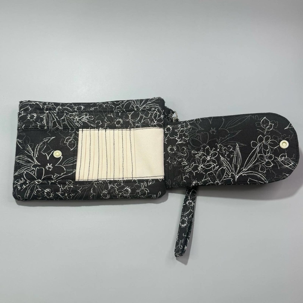 Floral White on Black Wristlet Purse Handmade - Picture 4 of 9